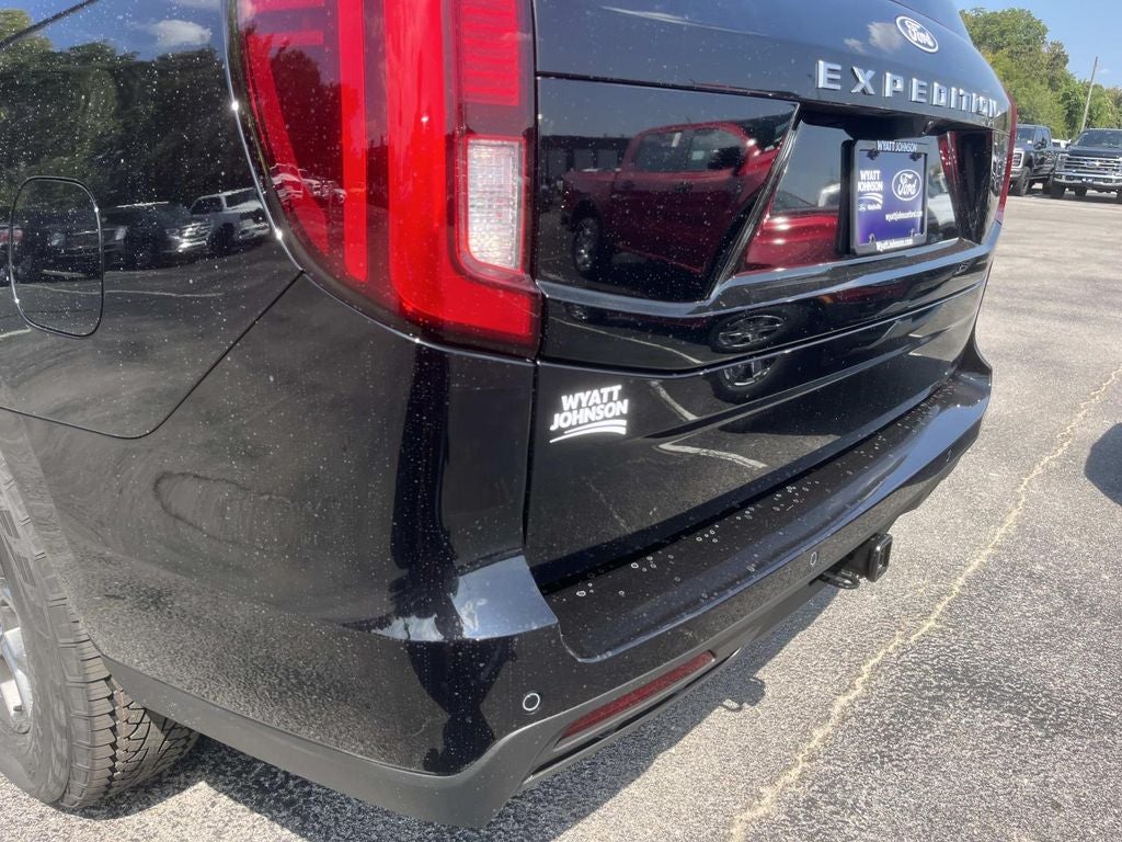 2027 Ford Expedition Active
