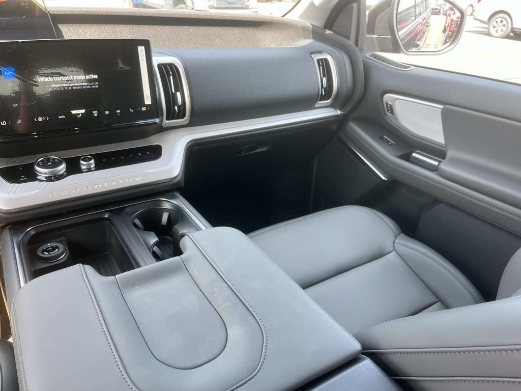 2027 Ford Expedition Active