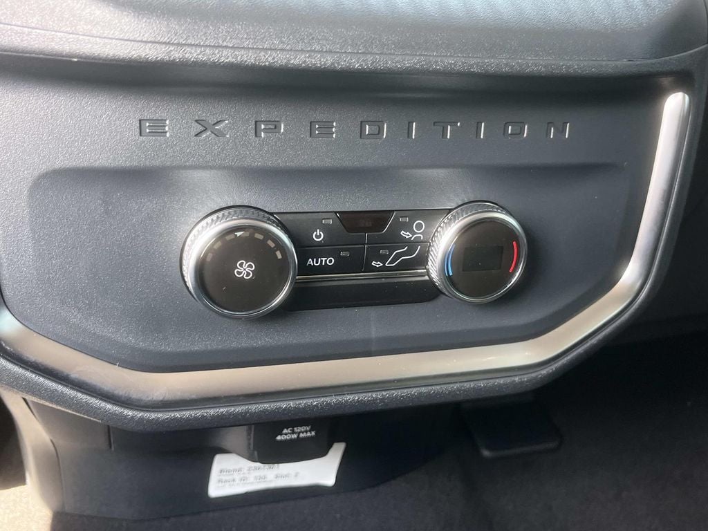 2027 Ford Expedition Active