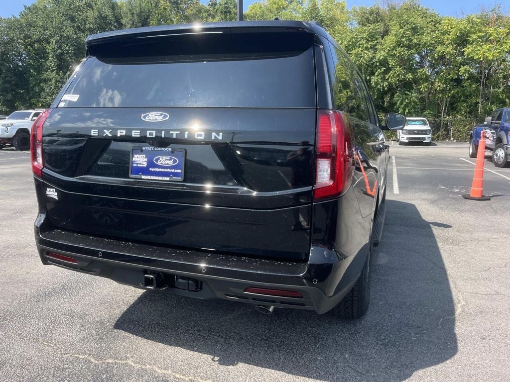 2027 Ford Expedition Active