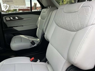 2026 Ford Explorer Platinum