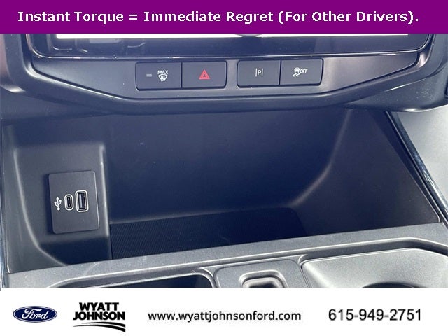 2025 Ford F-150 Lightning Flash