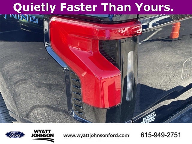 2025 Ford F-150 Lightning Flash