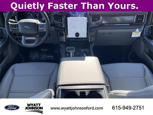 2025 Ford F-150 Lightning Flash