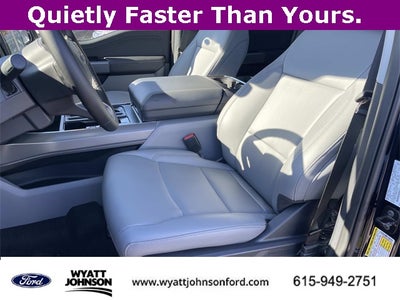 2025 Ford F-150 Lightning Flash