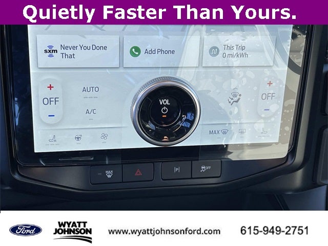 2025 Ford F-150 Lightning Flash