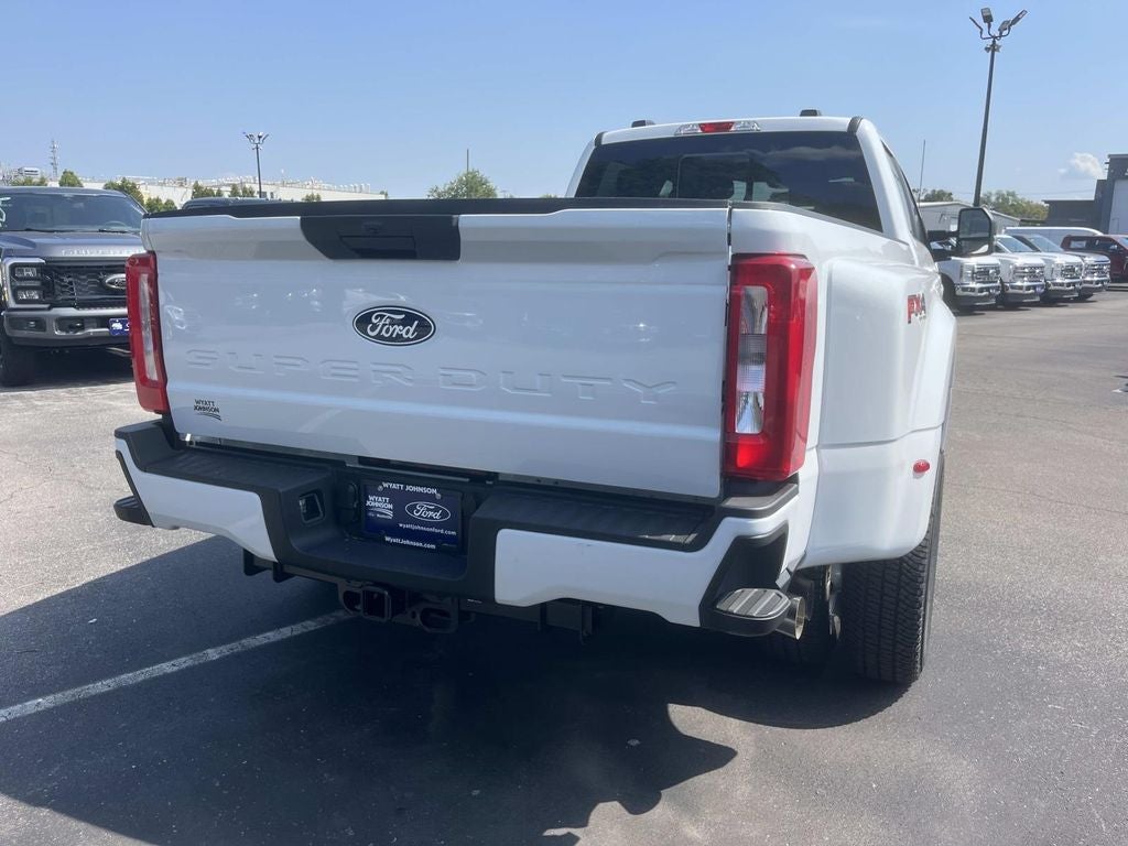 2027 Ford F-350SD XL DRW