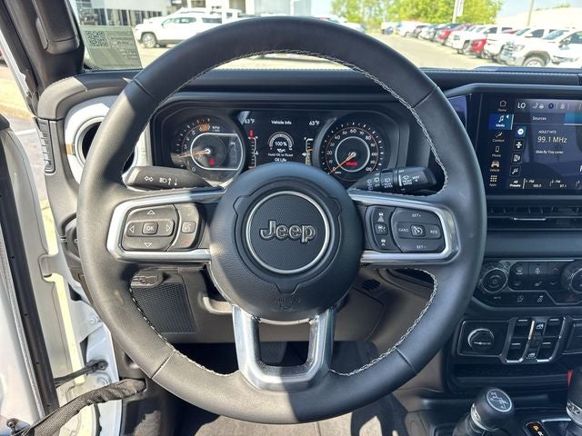 2025 Jeep Wrangler Sahara