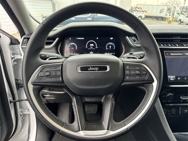 2023 Jeep Grand Cherokee L Laredo