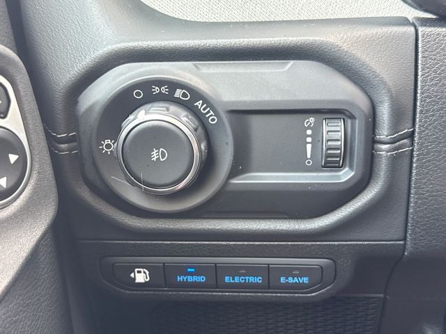 2024 Jeep Wrangler Sahara 4xe
