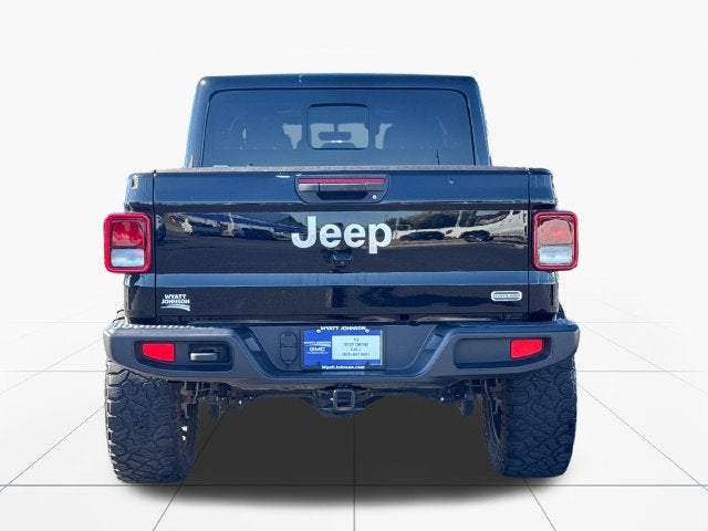 2022 Jeep Gladiator Overland