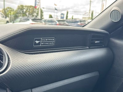 2020 Ford Mustang EcoBoost