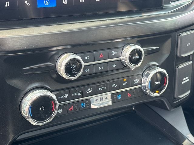 2025 Ford F-350SD Lariat DRW