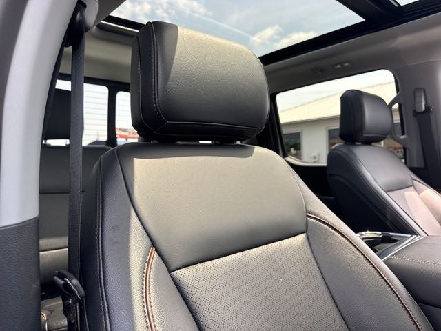 2025 Ford F-350SD Lariat DRW