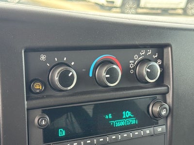 2025 Chevrolet Express 3500 LT Passenger