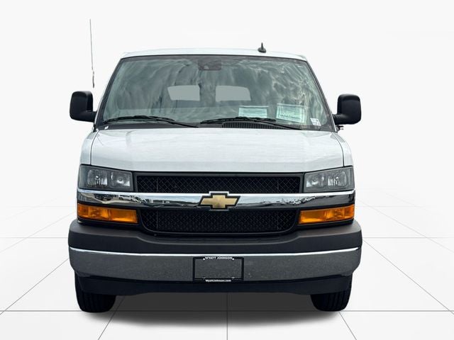 2025 Chevrolet Express 3500 LT Passenger
