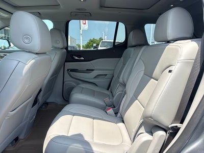 2021 GMC Acadia SLT