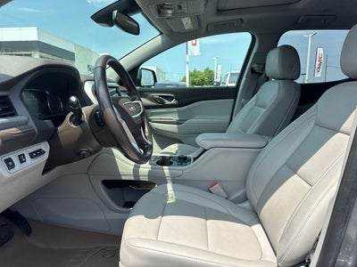 2021 GMC Acadia SLT