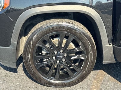 2022 GMC Acadia SLE
