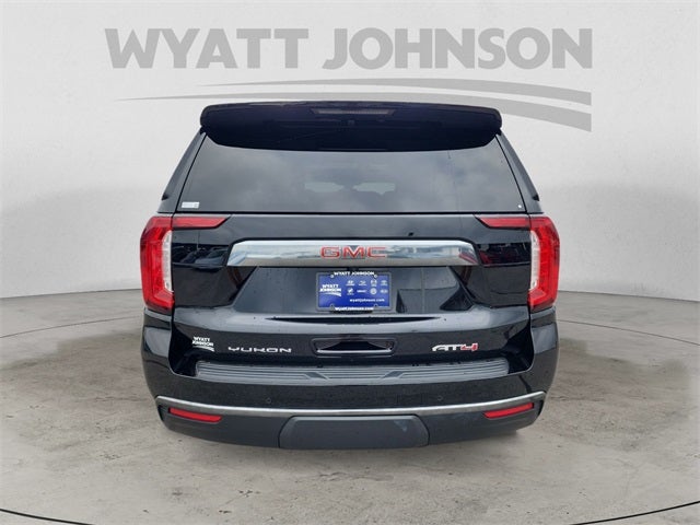 2022 GMC Yukon AT4