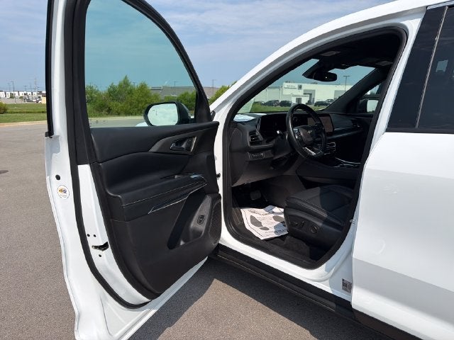 2025 Chevrolet Traverse LT 2LT