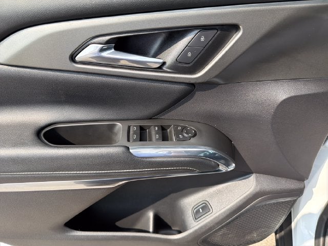 2025 Chevrolet Traverse LT 2LT
