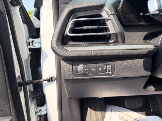 2025 Chevrolet Traverse LT 2LT