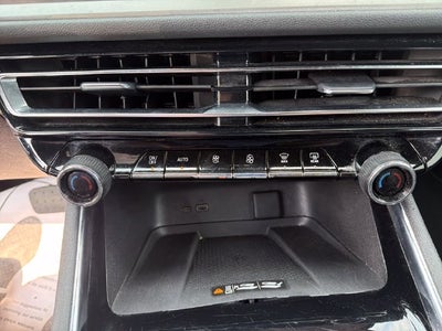 2025 Chevrolet Traverse LT 2LT