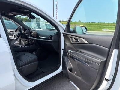 2025 Chevrolet Traverse LT 2LT
