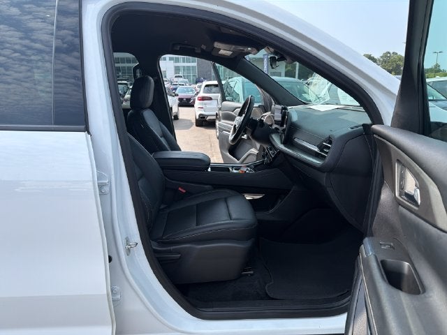 2025 Chevrolet Traverse LT 2LT
