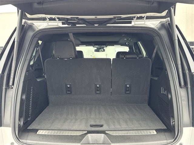 2025 Chevrolet Suburban RST