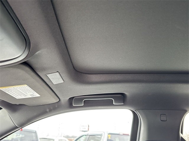 2025 Chevrolet Suburban RST