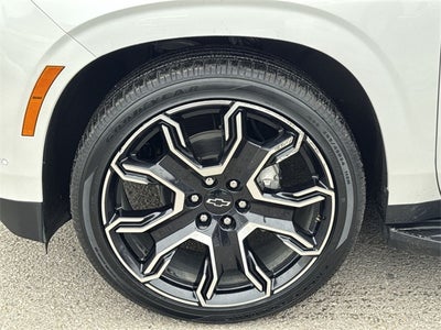 2025 Chevrolet Suburban RST