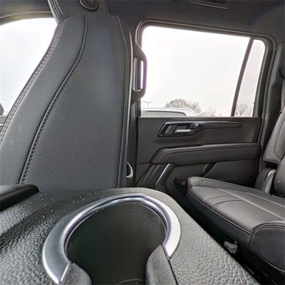 2025 Chevrolet Suburban RST