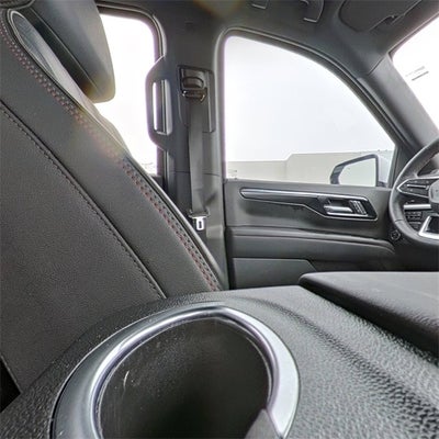 2025 Chevrolet Suburban RST