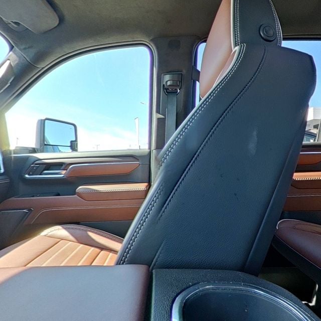 2024 GMC Sierra 2500HD Denali Ultimate