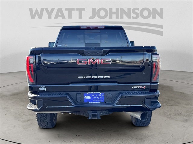 2024 GMC Sierra 2500HD AT4