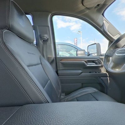 2024 GMC Sierra 2500HD Denali