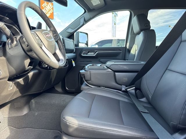 2026 GMC Sierra 2500HD SLT