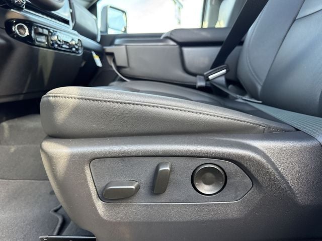 2026 GMC Sierra 2500HD SLT