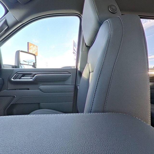 2026 GMC Sierra 2500HD SLT