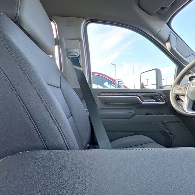 2026 GMC Sierra 2500HD SLT