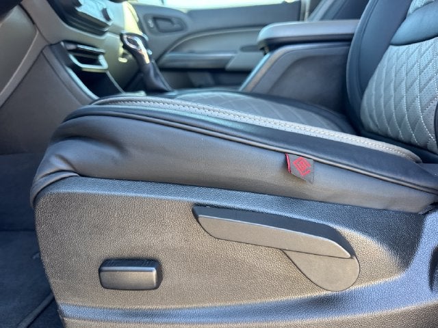 2022 GMC Canyon Elevation Standard