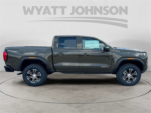 2024 GMC Canyon AT4