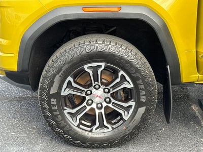2023 GMC Canyon AT4