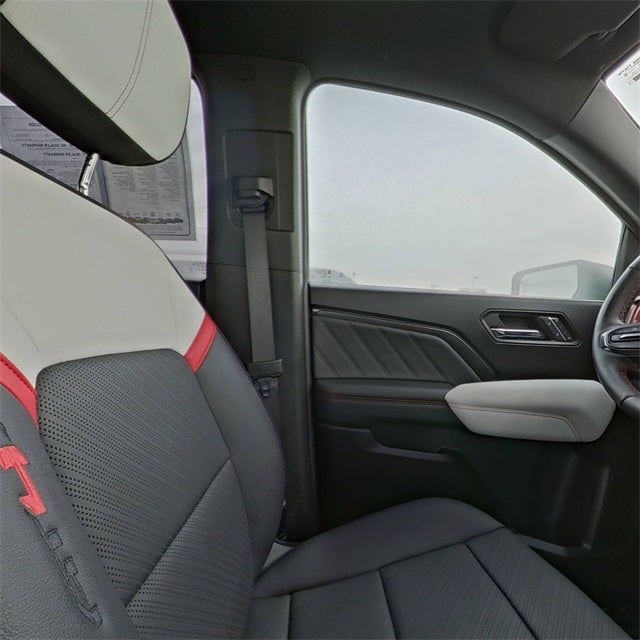 2024 GMC Canyon AT4X