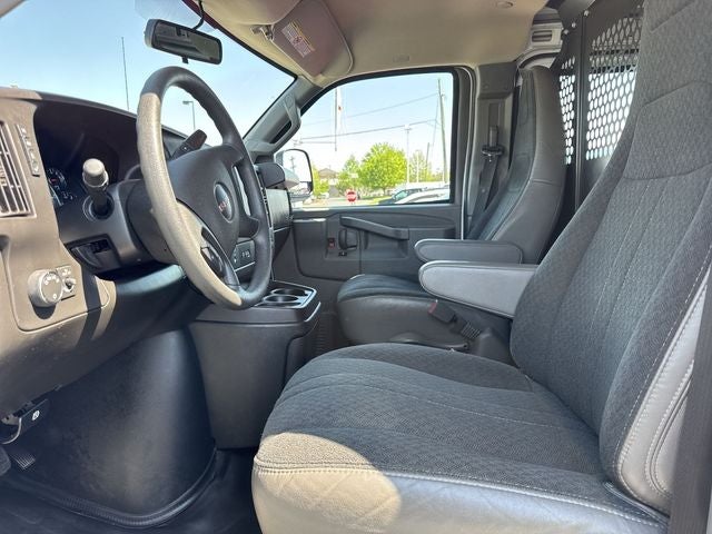 2023 GMC Savana 2500 Work Van