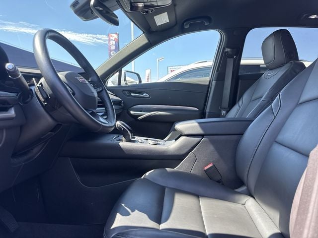 2025 Cadillac XT4 Premium Luxury