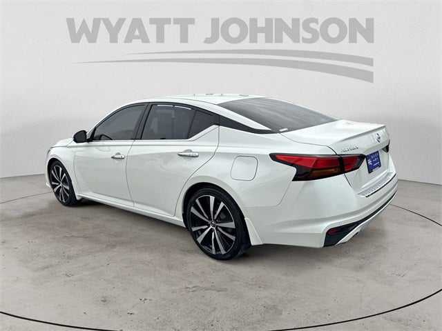 2020 Nissan Altima 2.5 Platinum