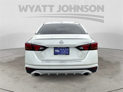 2020 Nissan Altima 2.5 Platinum